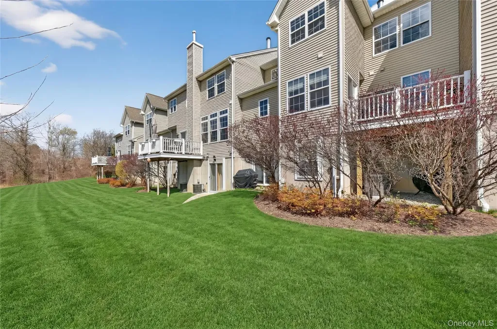 136 N River Drive Beacon NY 12508