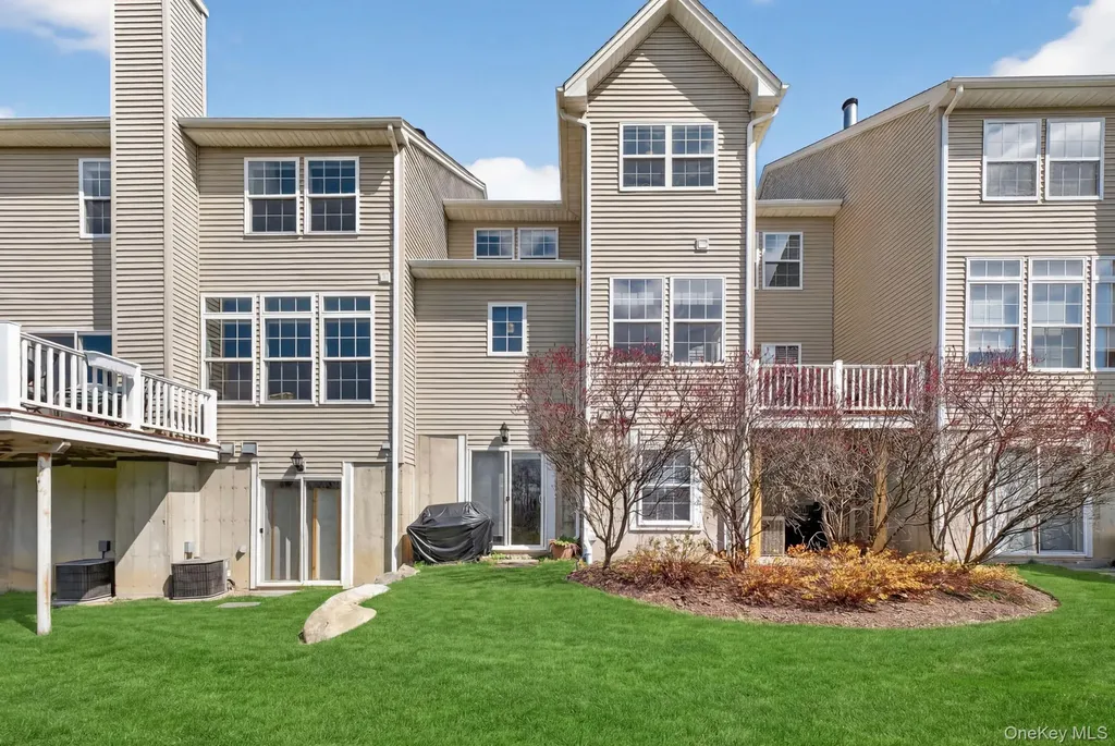 136 N River Drive Beacon NY 12508
