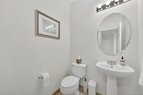 136 N River Drive Beacon NY 12508