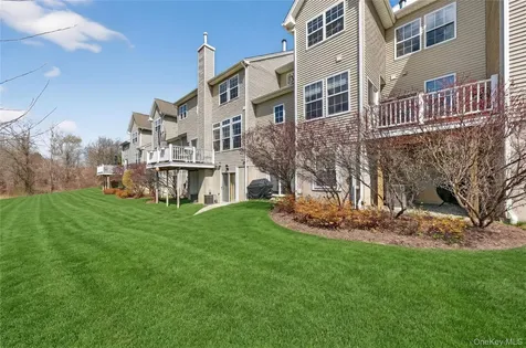136 N River Drive Beacon NY 12508