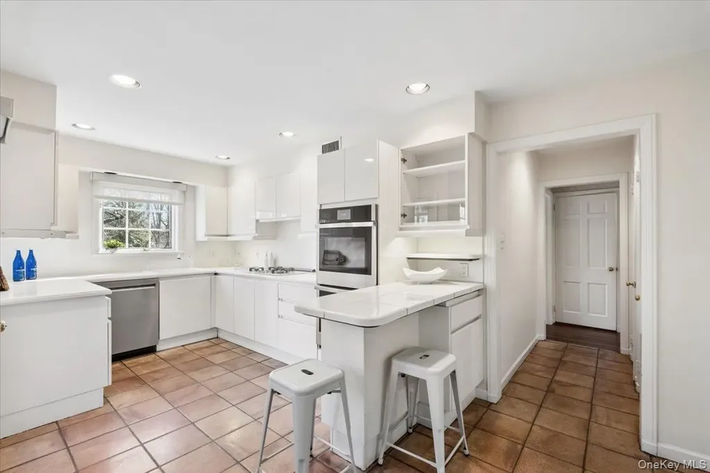 1 Normandy Lane Scarsdale NY 10583