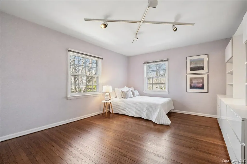 1 Normandy Lane Scarsdale NY 10583
