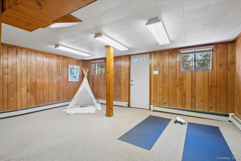 1 Normandy Lane Scarsdale NY 10583