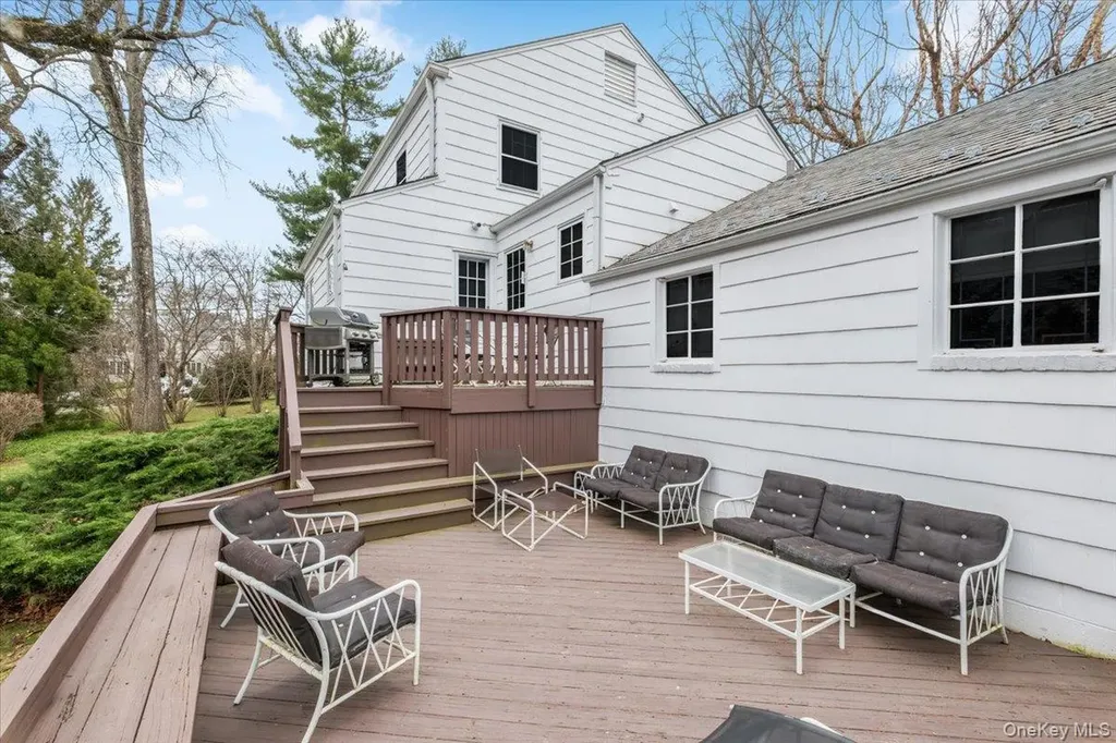 1 Normandy Lane Scarsdale NY 10583
