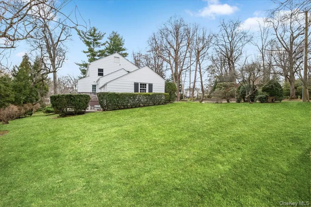 1 Normandy Lane Scarsdale NY 10583