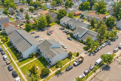 15 Davidson Court Staten Island NY 10303