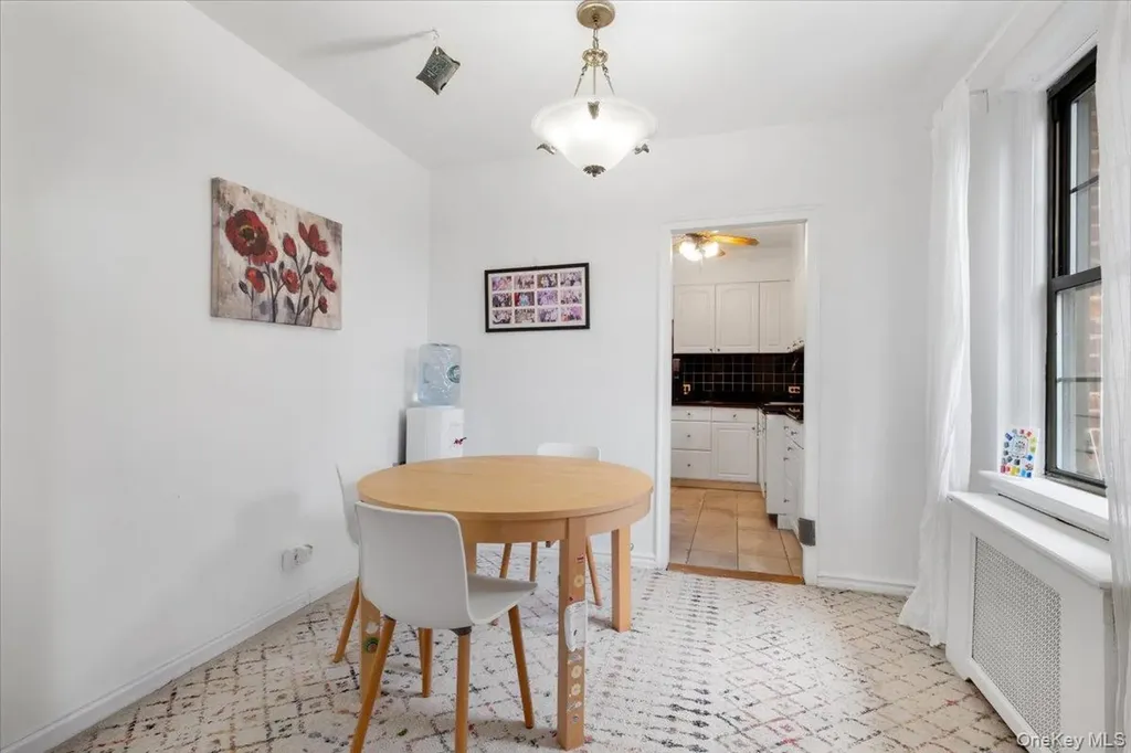 190 Garth Road Scarsdale NY 10583