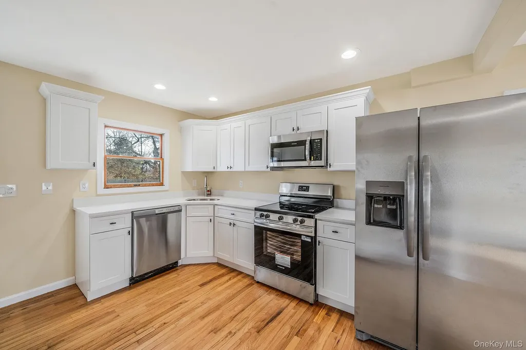 31 Walnut Avenue Patchogue NY 11772