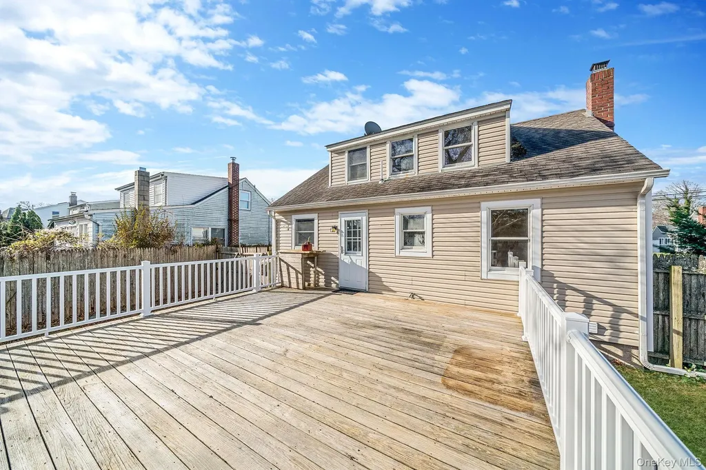 31 Walnut Avenue Patchogue NY 11772