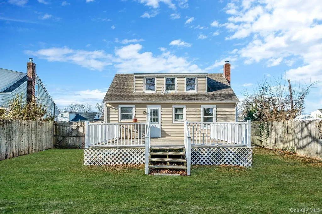 31 Walnut Avenue Patchogue NY 11772