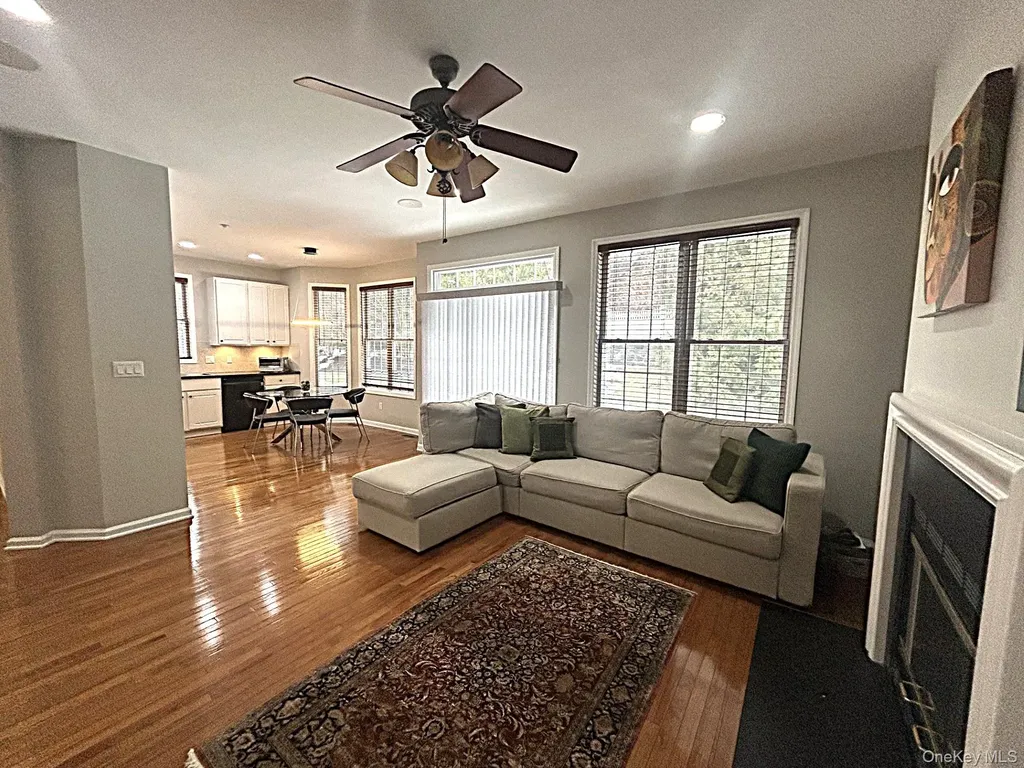 7 Limerick Court White Plains NY 10603