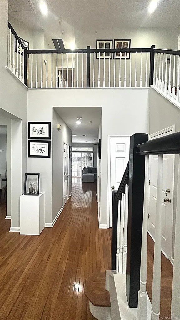 7 Limerick Court White Plains NY 10603