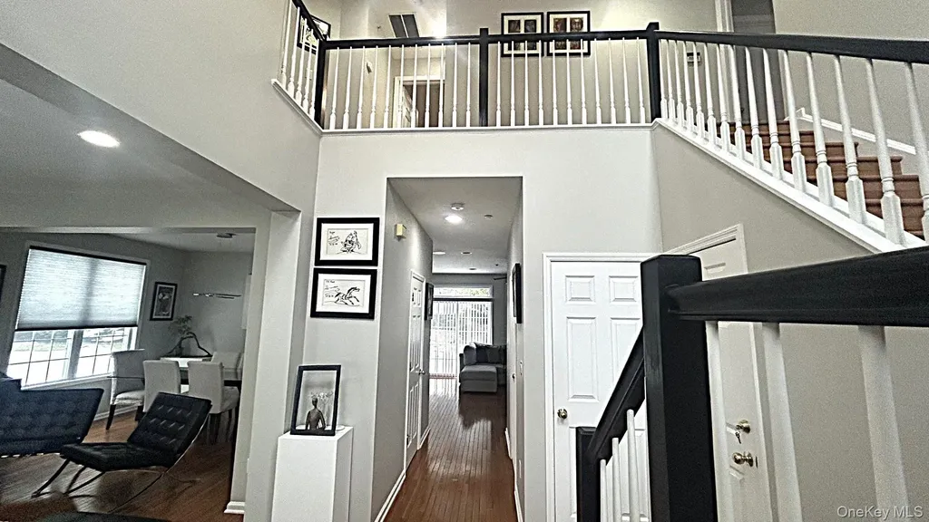 7 Limerick Court White Plains NY 10603