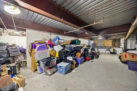 38-56 11th Street Long Island City NY 11101