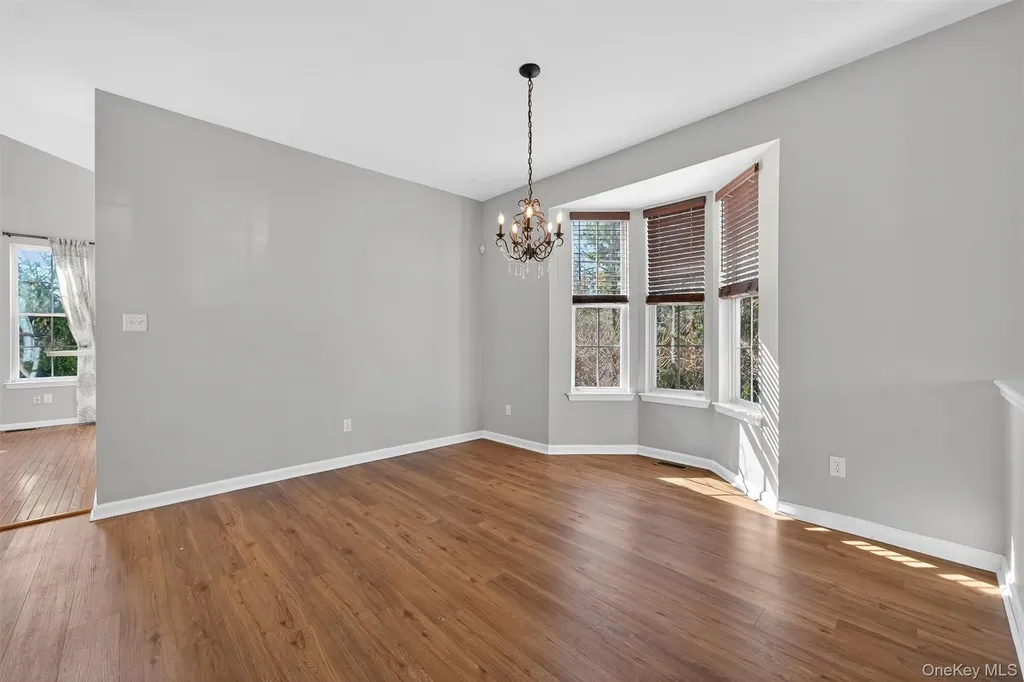 83 Barr Lane Monroe NY 10950