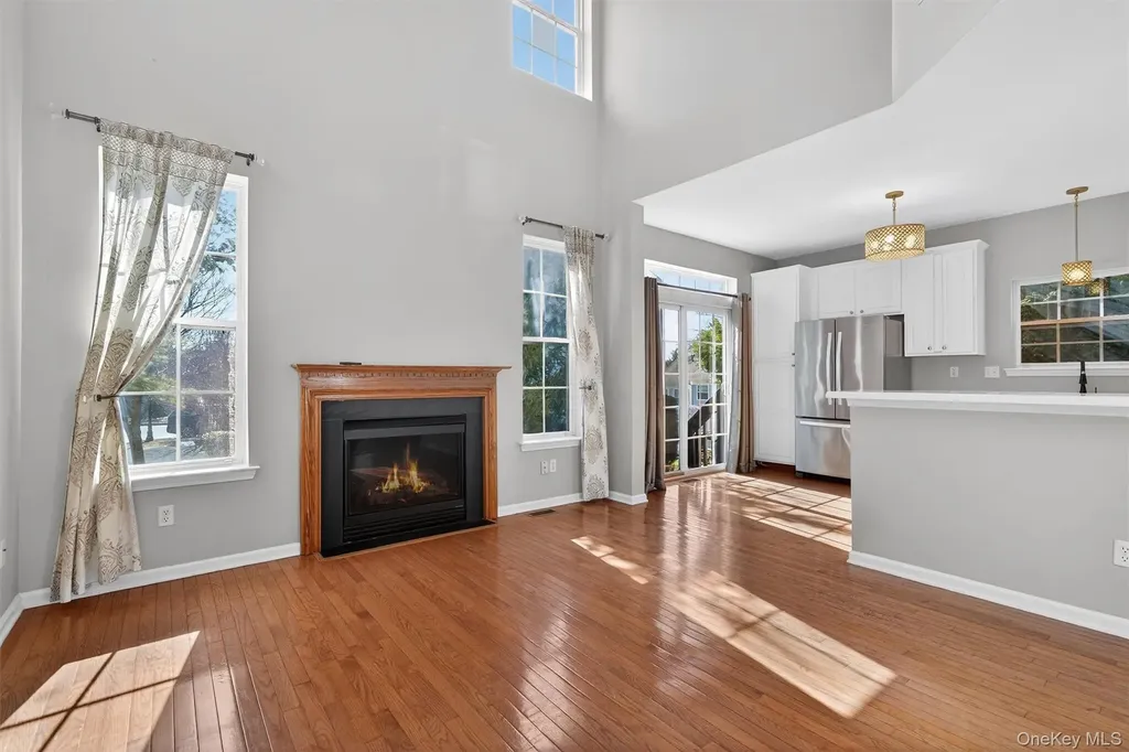 83 Barr Lane Monroe NY 10950