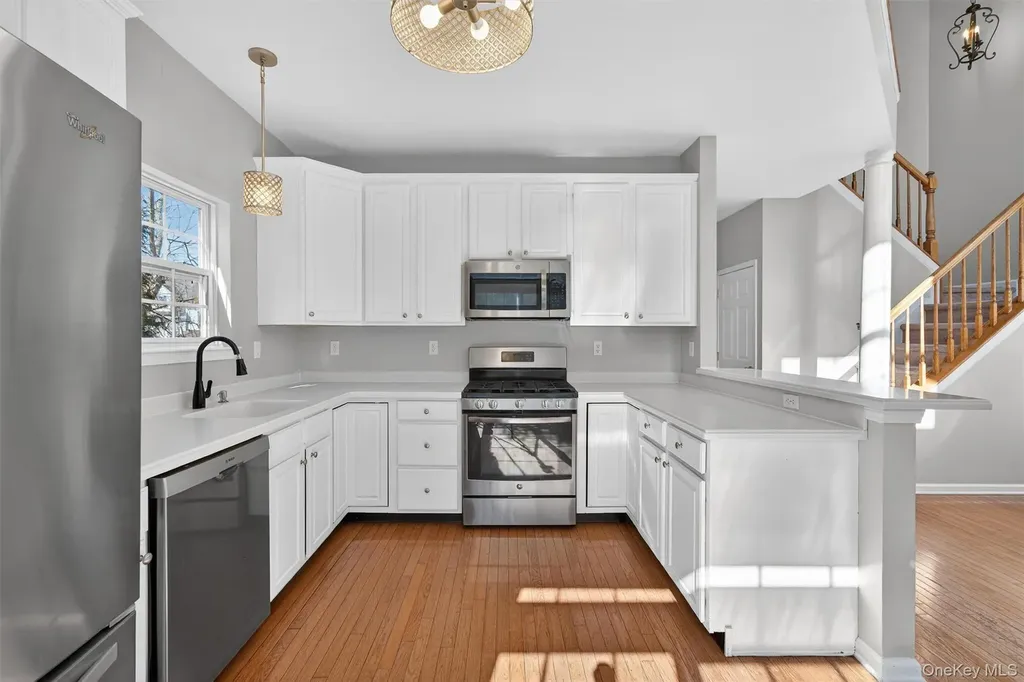 83 Barr Lane Monroe NY 10950