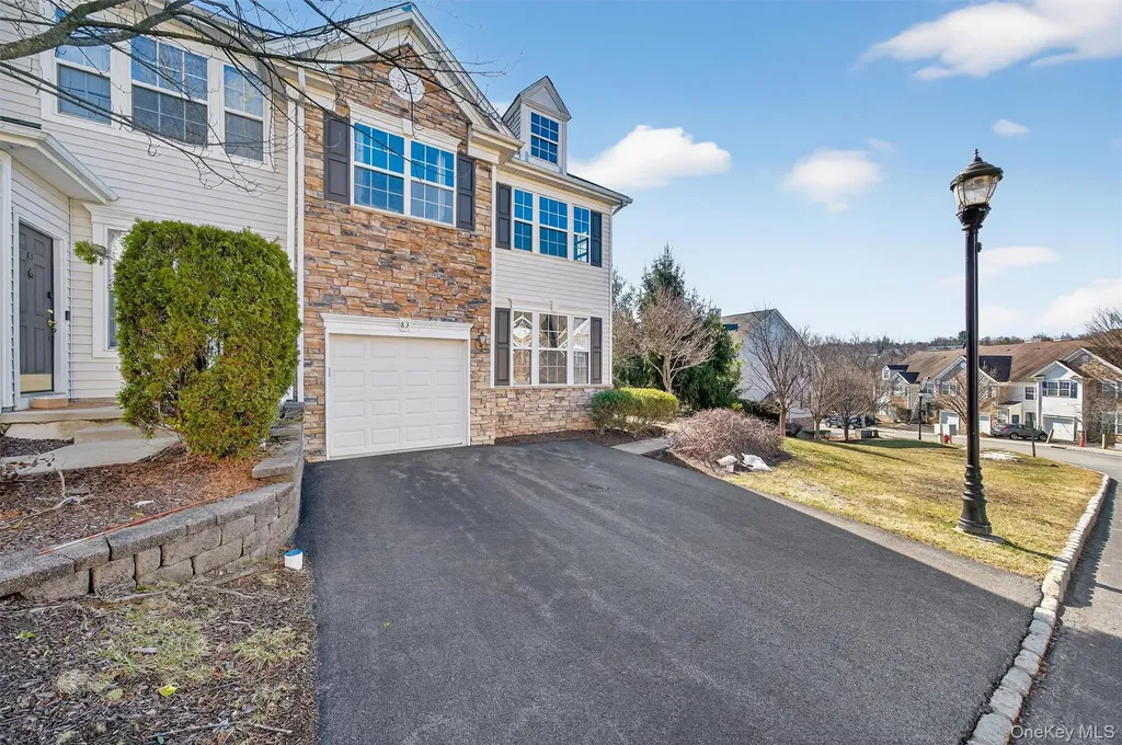 83 Barr Lane Monroe NY 10950