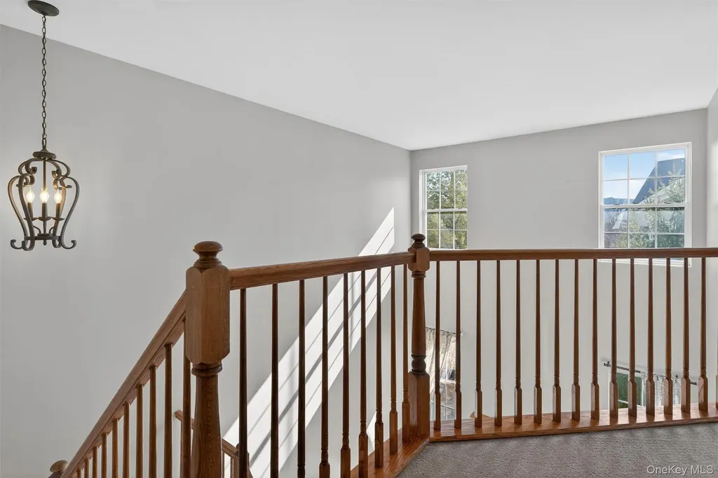 83 Barr Lane Monroe NY 10950