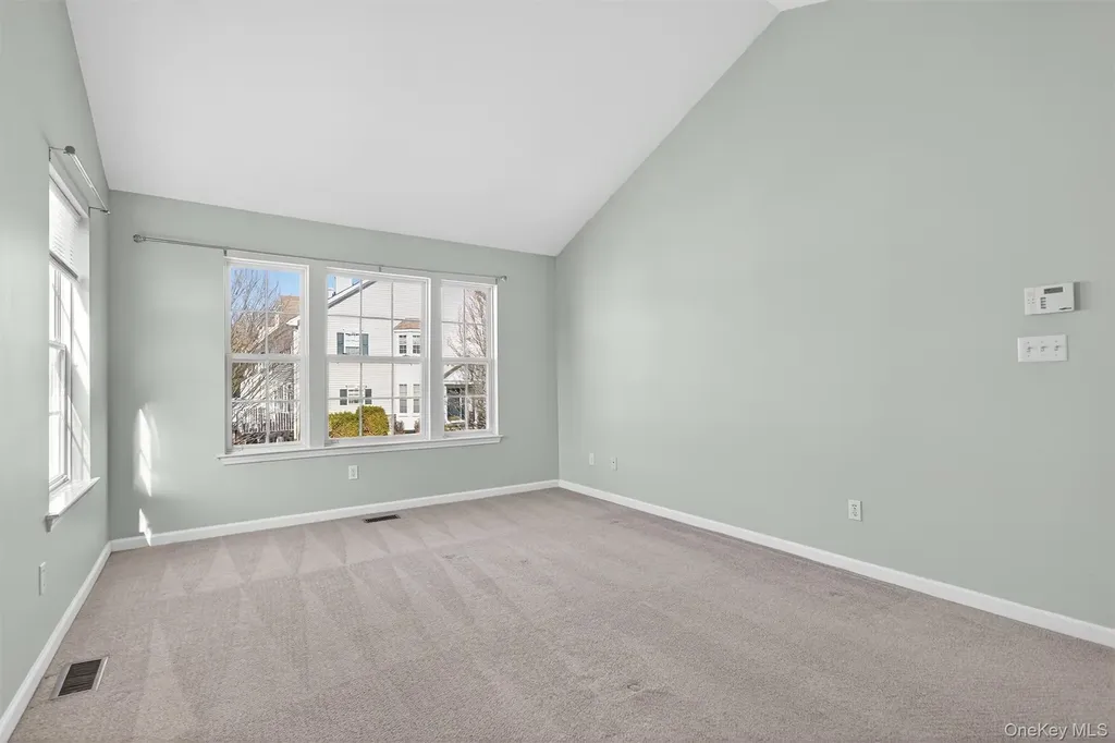 83 Barr Lane Monroe NY 10950