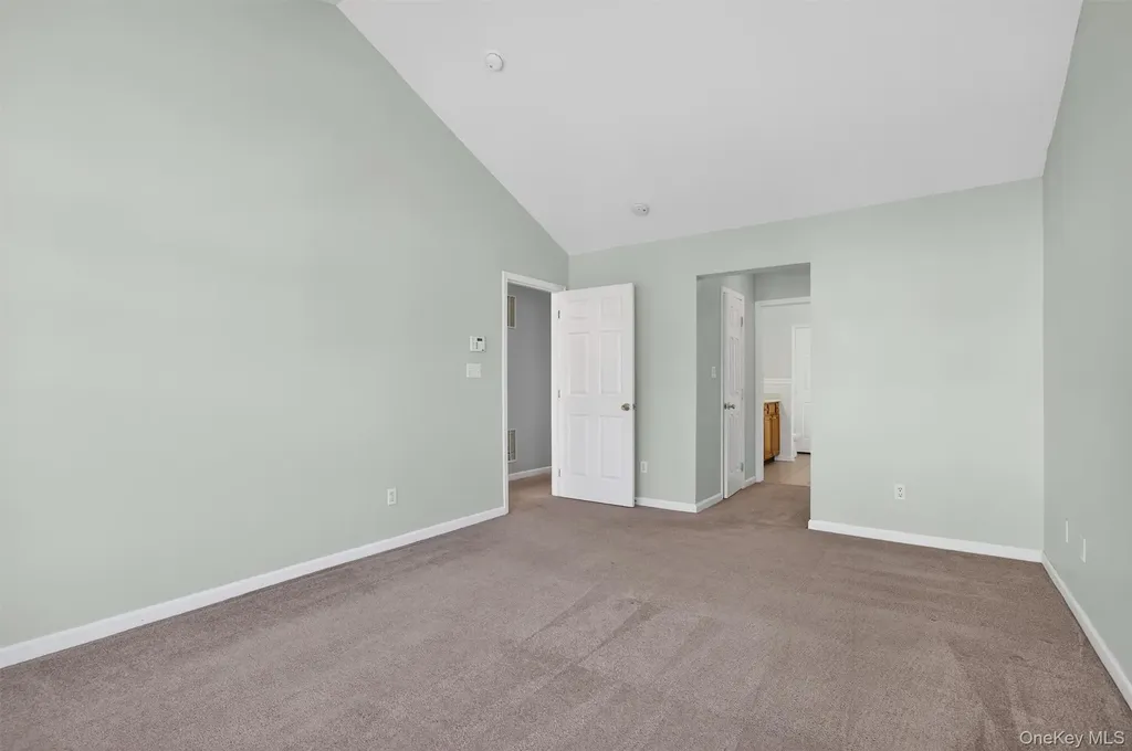 83 Barr Lane Monroe NY 10950