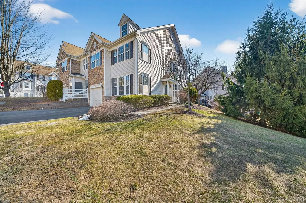 83 Barr Lane Monroe NY 10950