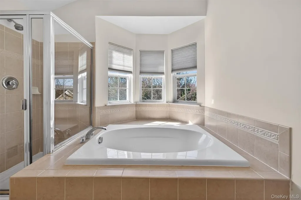 83 Barr Lane Monroe NY 10950