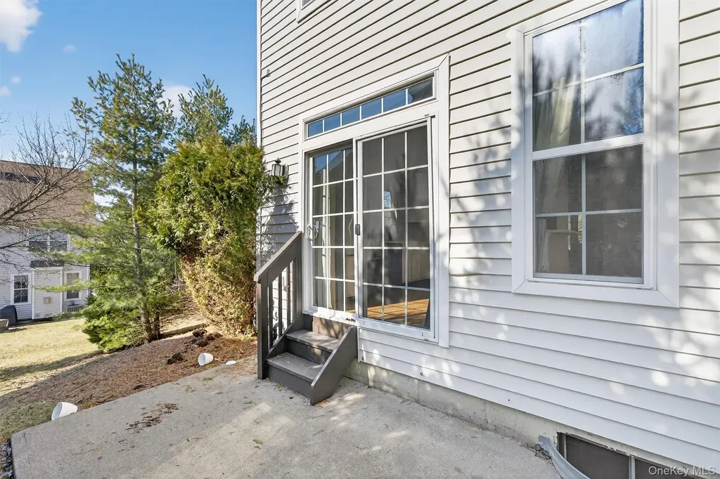 83 Barr Lane Monroe NY 10950