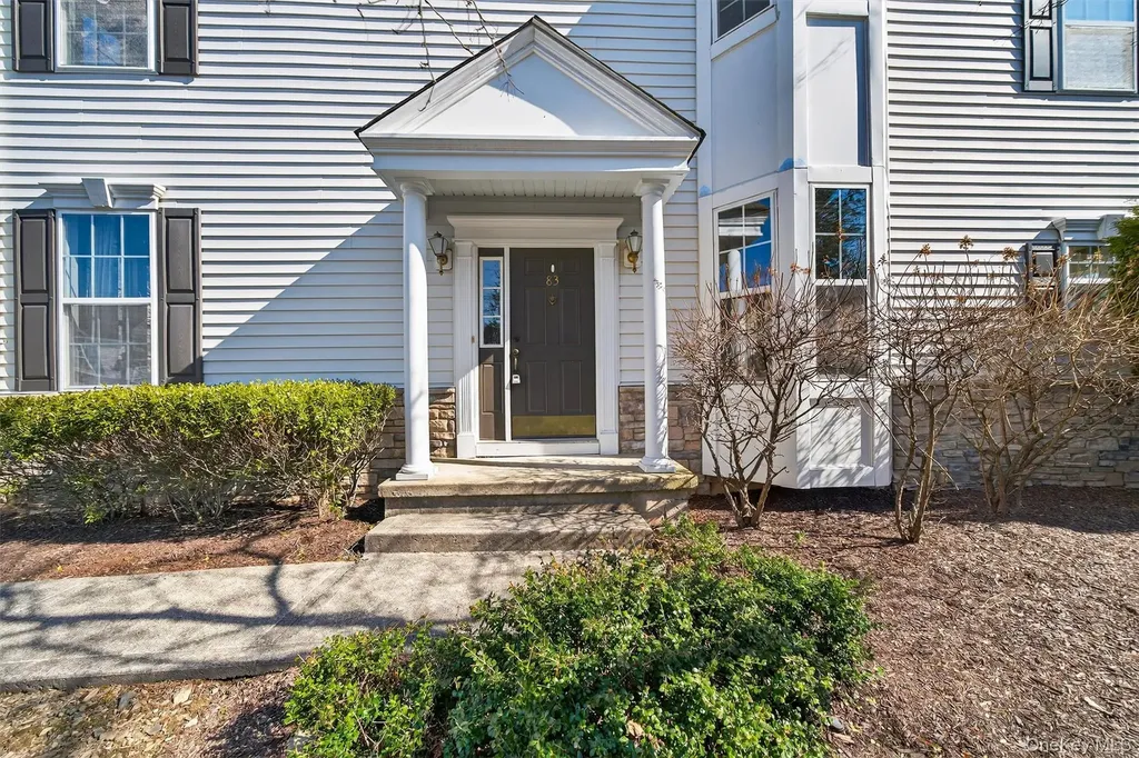 83 Barr Lane Monroe NY 10950