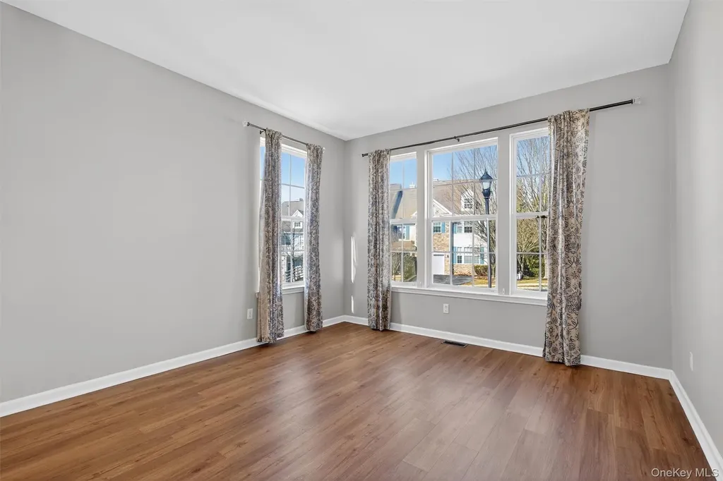83 Barr Lane Monroe NY 10950