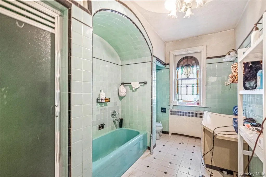 1404 E 49th Street Brooklyn NY 11234