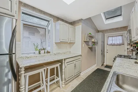 2270 Edna Court Baldwin NY 11510