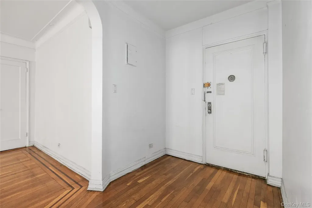 83-06 Vietor Avenue Elmhurst NY 11373