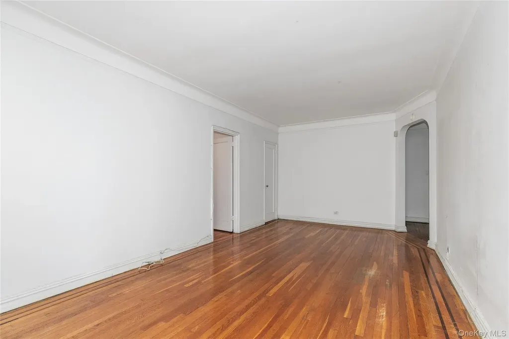 83-06 Vietor Avenue Elmhurst NY 11373