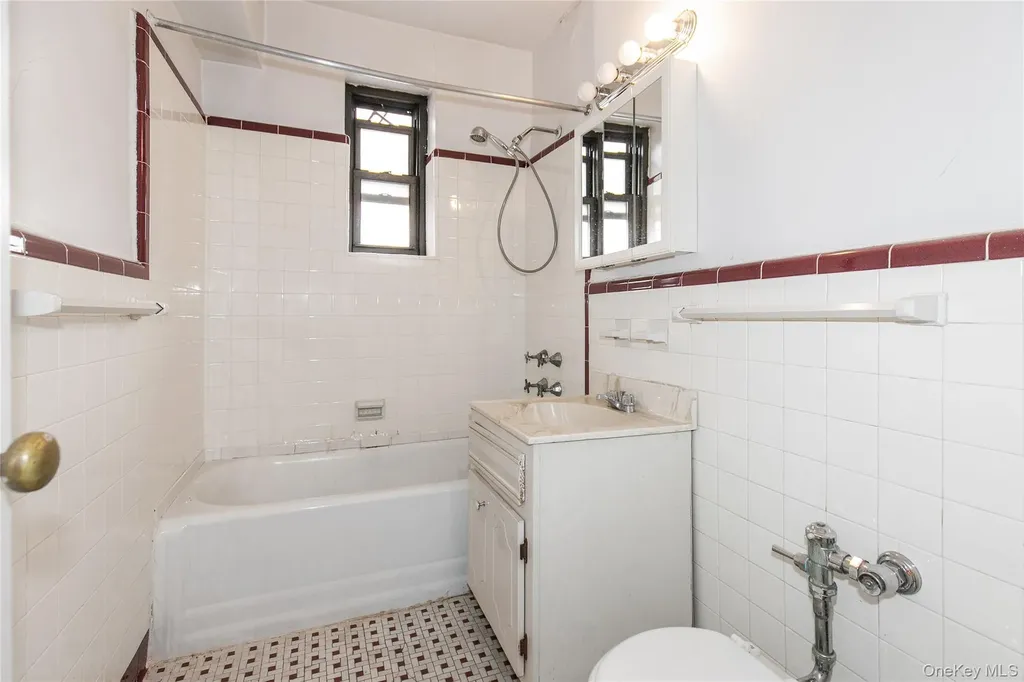 83-06 Vietor Avenue Elmhurst NY 11373