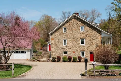 93 Horton Road Washingtonville NY 10992