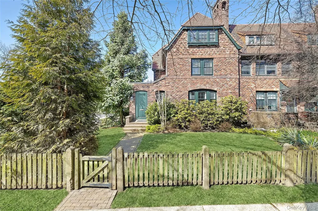 205 Puritan Avenue Forest Hills NY 11375
