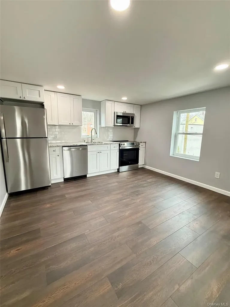 19 Lee Avenue Stony Point NY 10980
