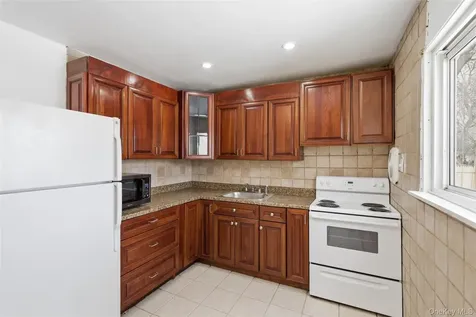 717 Doane Avenue Bellport NY 11713