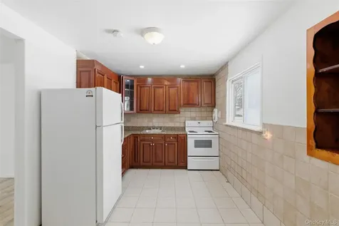 717 Doane Avenue Bellport NY 11713