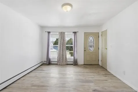 717 Doane Avenue Bellport NY 11713