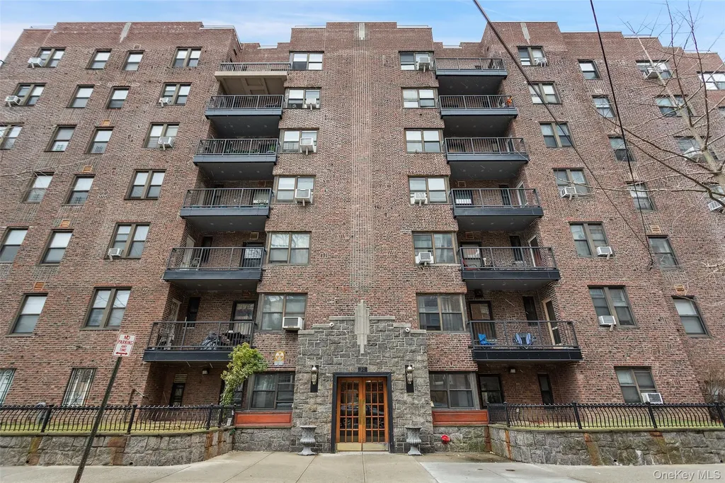 30 Clinton Place New Rochelle NY 10801
