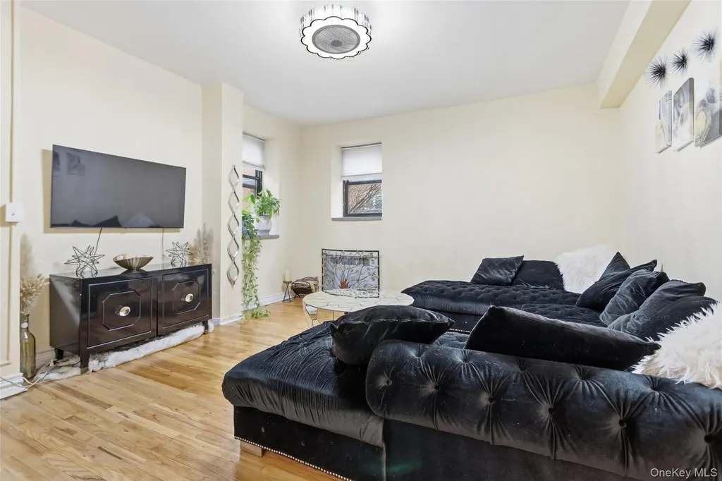 30 Clinton Place New Rochelle NY 10801