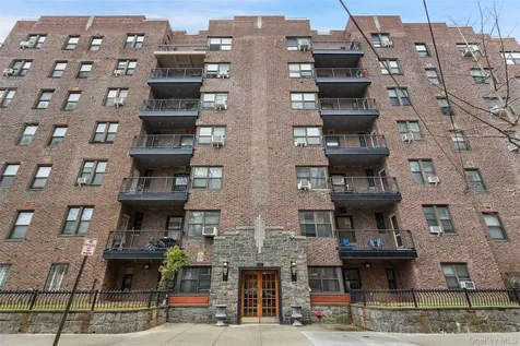 30 Clinton Place New Rochelle NY 10801