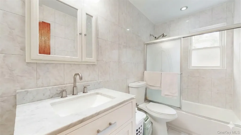 157-11 Cryders Lane Whitestone NY 11357