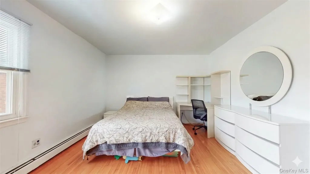 157-11 Cryders Lane Whitestone NY 11357