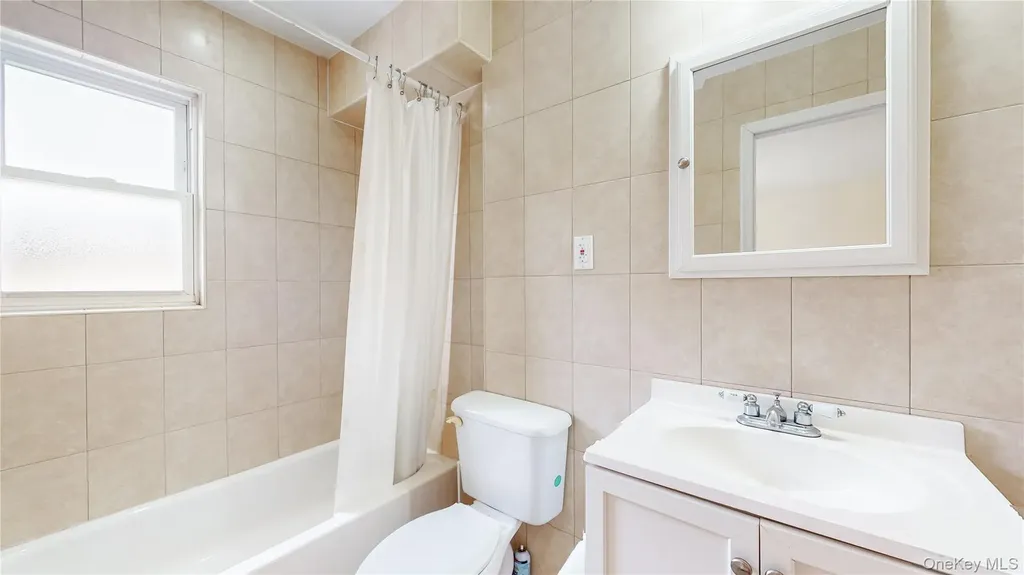 157-11 Cryders Lane Whitestone NY 11357