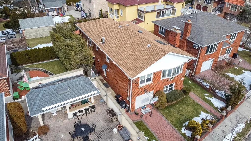 157-11 Cryders Lane Whitestone NY 11357