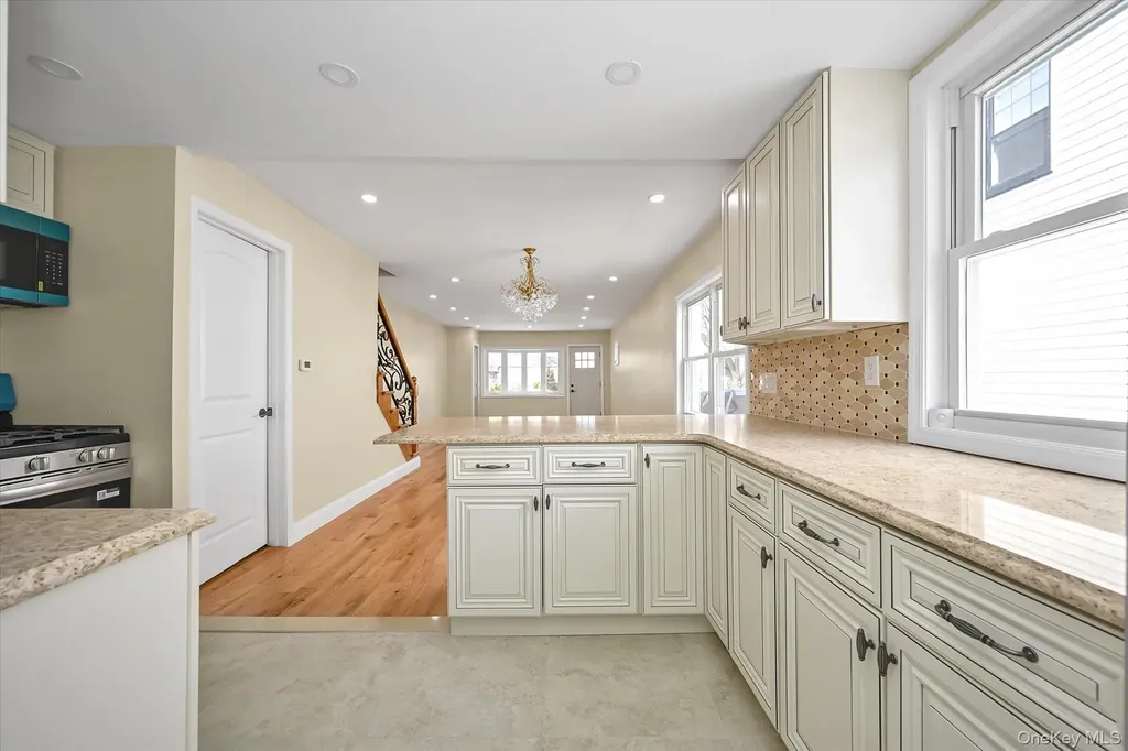 5216 M Avenue Brooklyn NY 11234