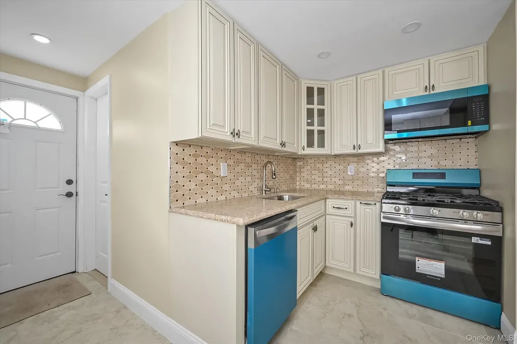 5216 M Avenue Brooklyn NY 11234